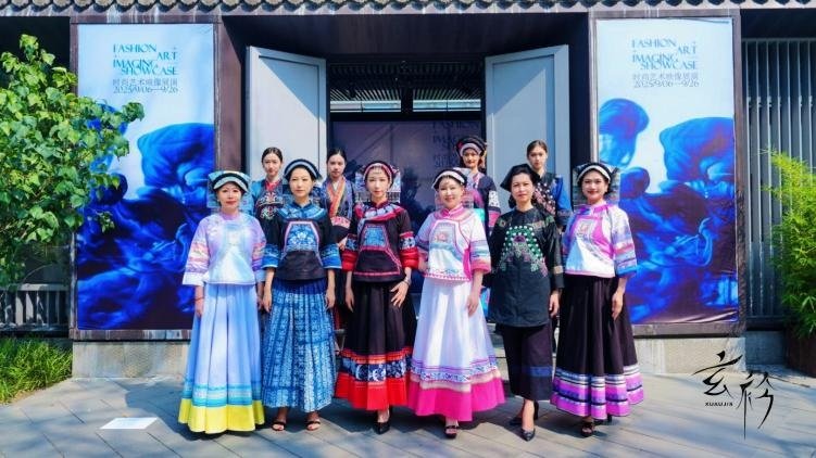 �����ز�ҫ������һ��һ����������Ļ�����