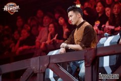 л���桶���ǵ��ֶӡ������ڽ��� �ܲ�band���ٴκ����ݳ�