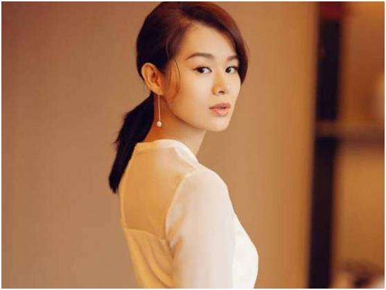 ���Ӷ�����·�����Ǹ۽㼾����ȴ����40����ơ�TVB���Ů�ǡ�