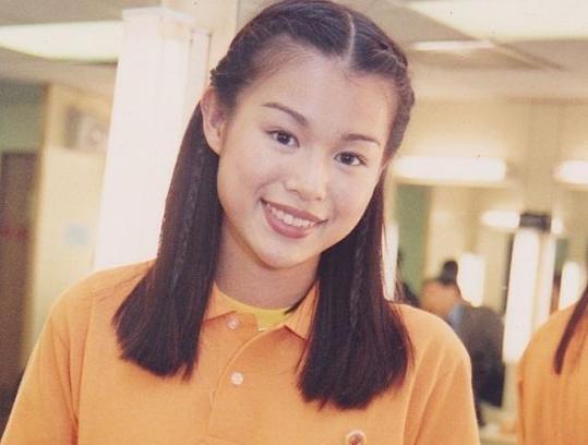 ���Ӷ�����·�����Ǹ۽㼾����ȴ����40����ơ�TVB���Ů�ǡ�